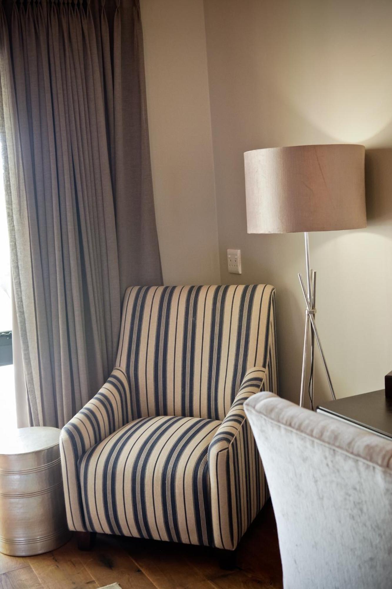 Under Oaks Guesthouse พาร์ล ห้อง รูปภาพ