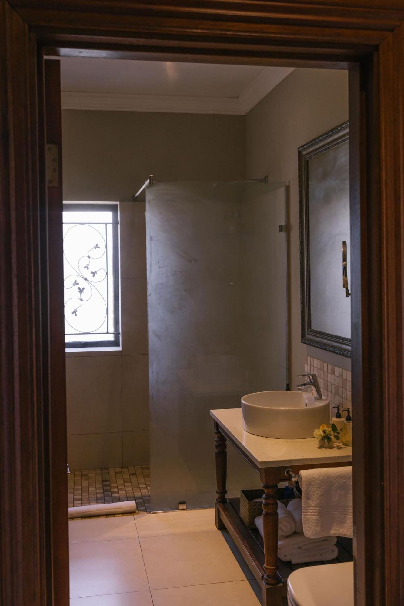 Under Oaks Guesthouse พาร์ล ภายนอก รูปภาพ